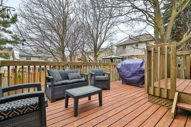 69 Janedale Cres, House other with 3 bedrooms, 2 bathrooms and 3 parking in Whitby ON | Image 26