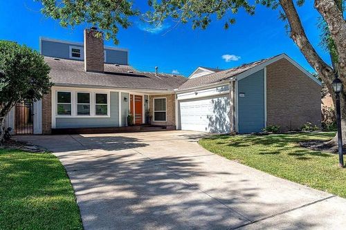14427 Briarhills Pkwy, Houston, TX, 77077-1009 | Card Image