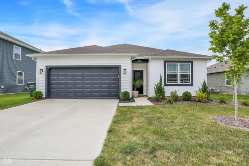 1443 Byron St, Greenfield, IN, 46140-6930 | Card Image