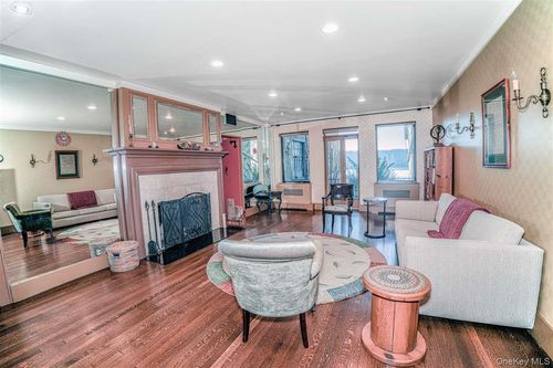 apt-g1-2501 Palisade Ave, Bronx, NY, 10463-6104 | Card Image