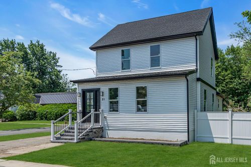 21 Harrison Ave, Englishtown, NJ, 07726-1521 | Card Image