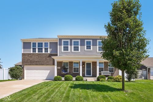 659 Springdale Ln, Greenfield, IN, 46140-7284 | Card Image