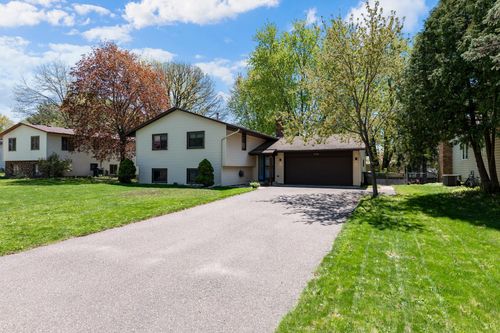 2428 Beam Ave, North Saint Paul, MN, 55109-1603 | Card Image