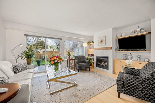 305-1537 Noel Ave, Comox, BC, V9M3H8 | Card Image