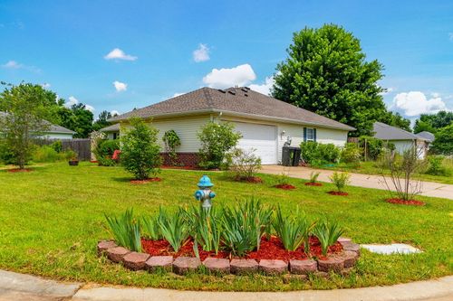 4879 N Montgomery Dr, COLUMBIA, MO, 65202-6782 | Card Image