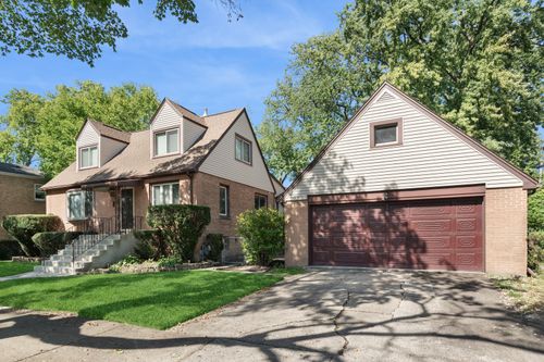 3850 Hull St, Skokie, IL, 60076-3644 | Card Image