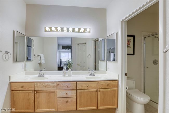 UNIT-203 - 10553 Pine Pointe Ave, Condo with 2 bedrooms, 2 bathrooms and null parking in Las Vegas NV | Image 11
