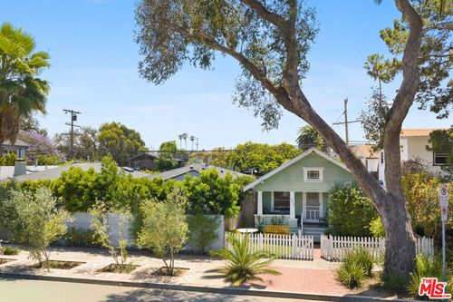 428 Rialto Ave, Venice, CA, 90291-4246 | Card Image