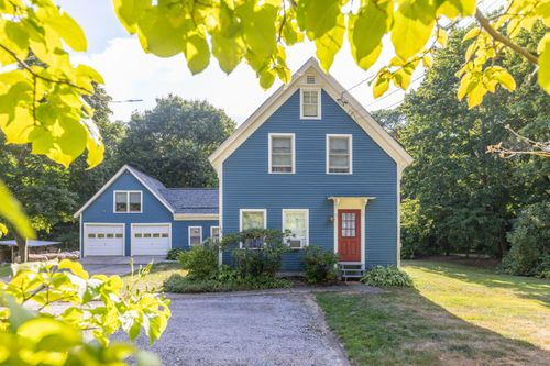 170 Mountain St, Camden, ME, 04843-4450 | Card Image