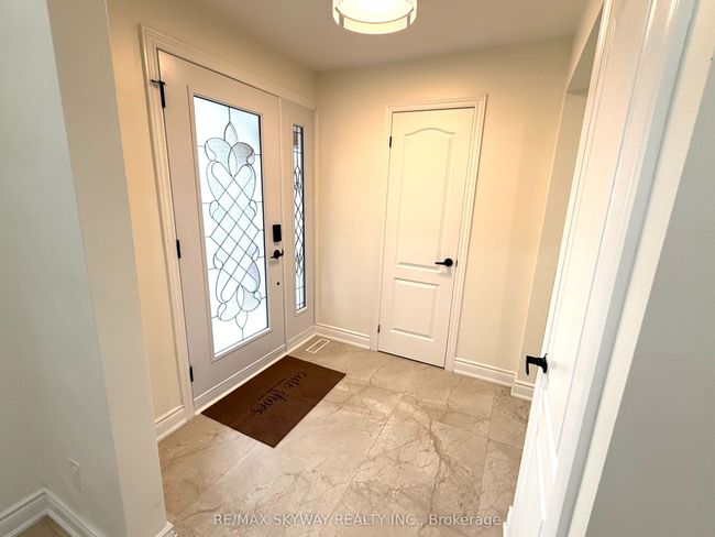7461 Netherwood Rd, House other with 4 bedrooms, 4 bathrooms and 4 parking in Mississauga ON | Image 4