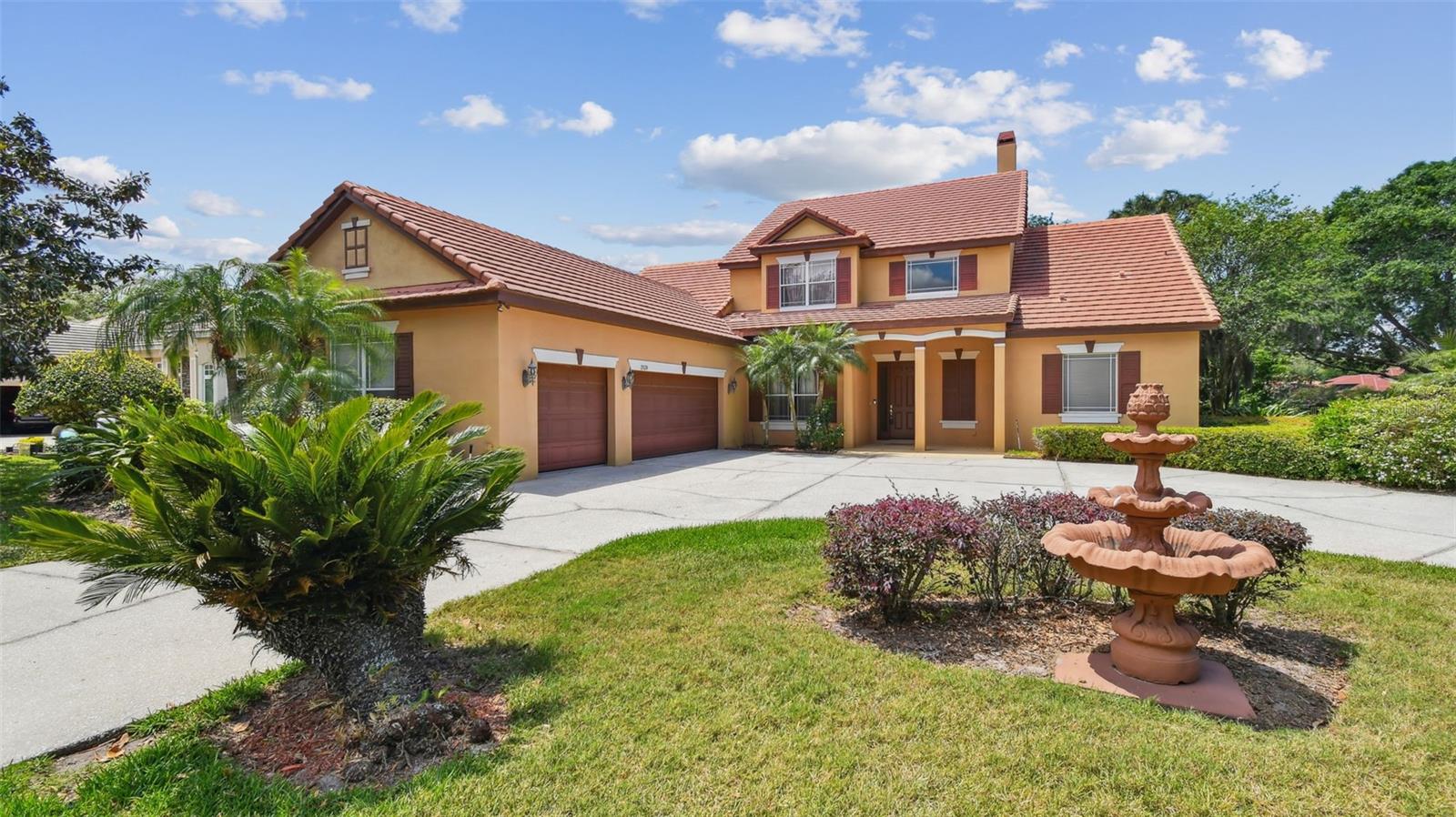 2024 Capri Lane, For Sale in MOUNT DORA Zoocasa