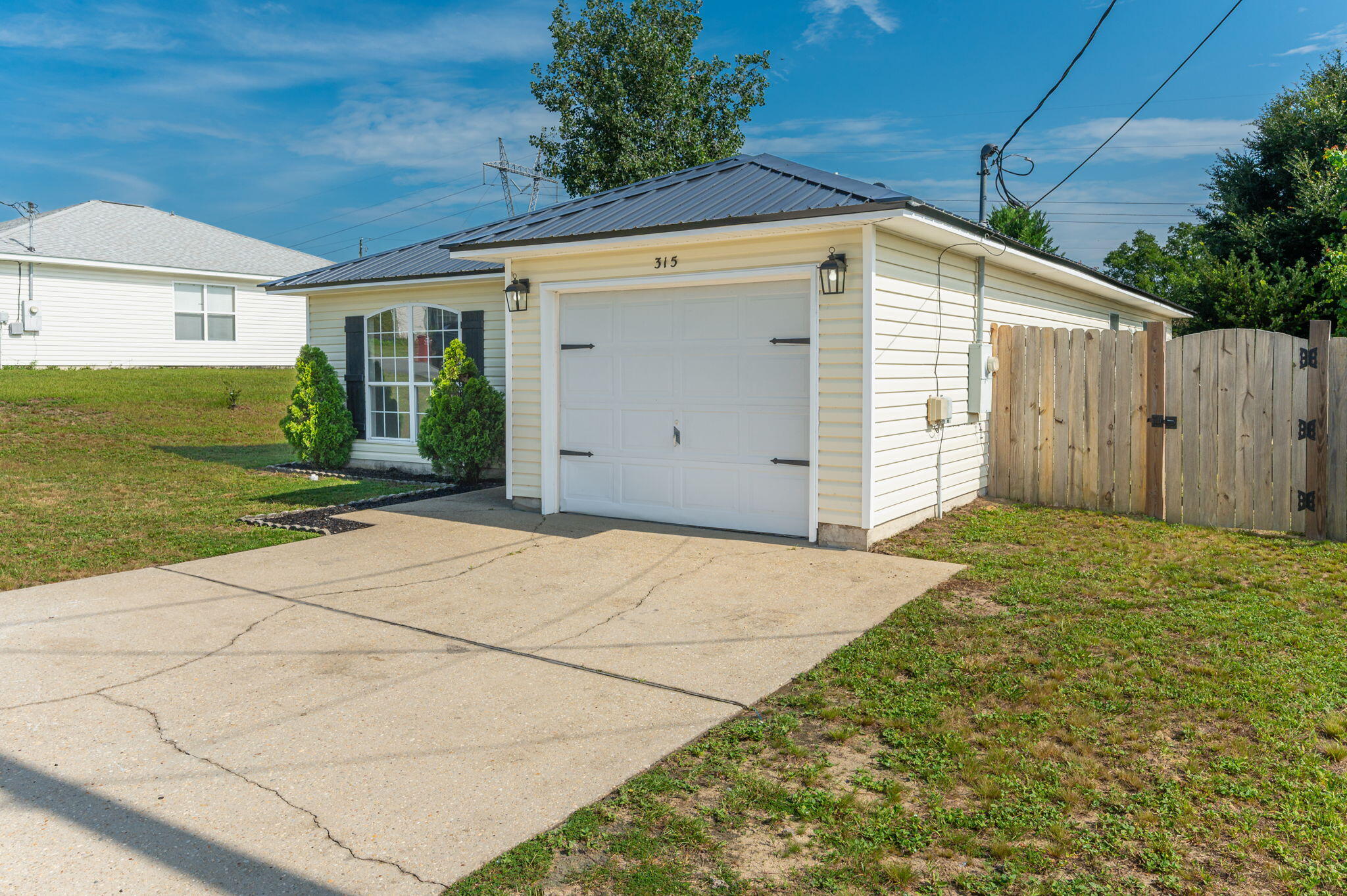 Residential in Crestview 3