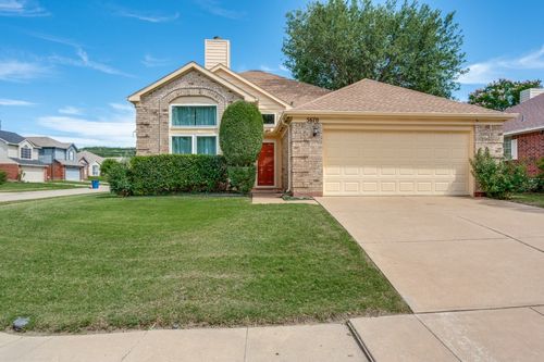 5670 High Creek Dr, Dallas, TX, 75249-2012 | Card Image