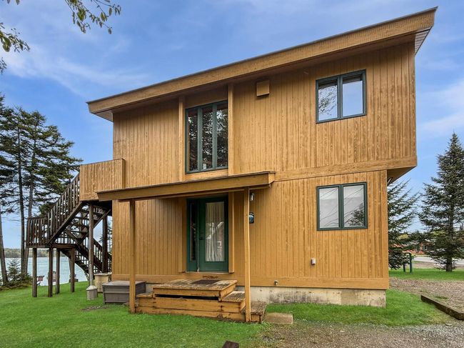 521 Beach Rd, House other with 2 bedrooms, 2 bathrooms and null parking in Pittsburg NH | Image 33