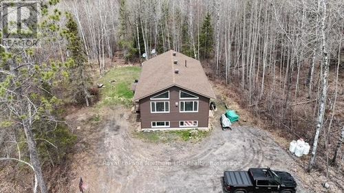 522 Hart Rd, Callander, ON, P0H1H0 | Card Image