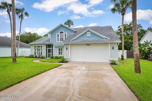 352 Aleatha Dr, DAYTONA BEACH, FL, 32114-7313 | Card Image