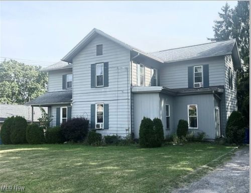 574 Spring St, Struthers, OH, 44471-1228 | Card Image