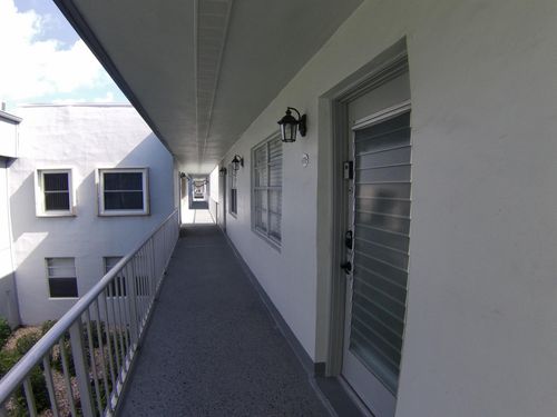 718 Burgundy O, Delray Beach, FL, 33484-4916 | Card Image