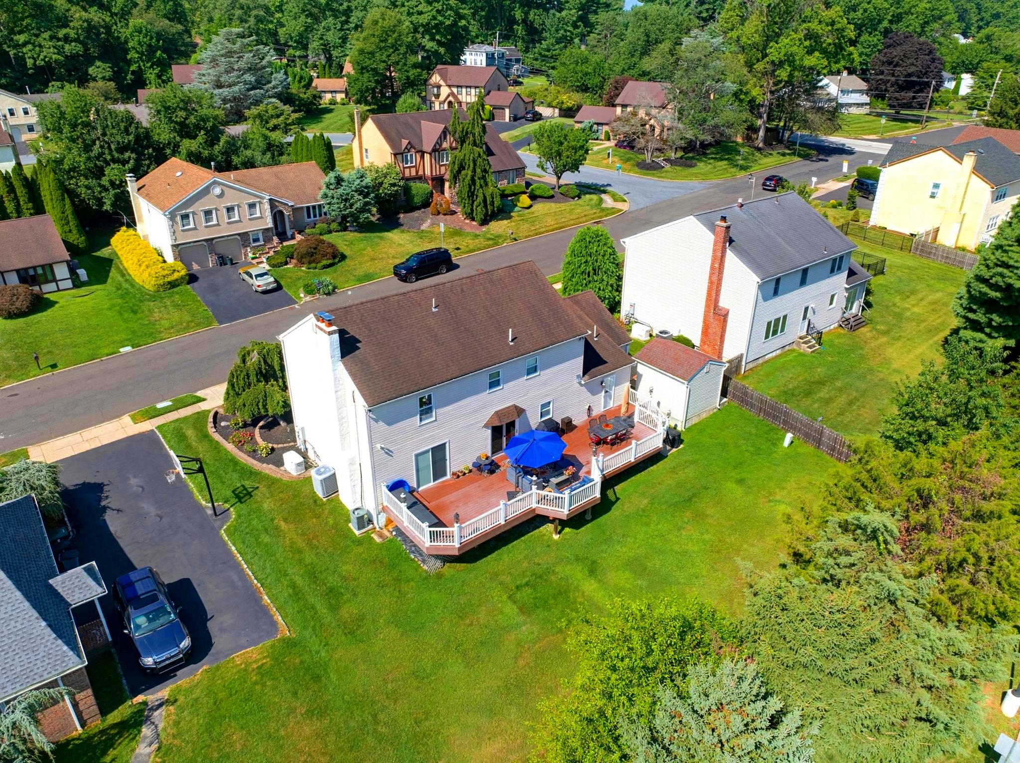 Residential in HUNTINGDON VALLEY 3