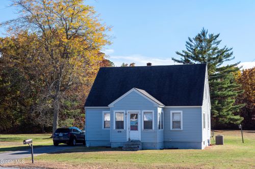414 Reynolds Rd, Fort Edward, NY, 12828-9201 | Card Image