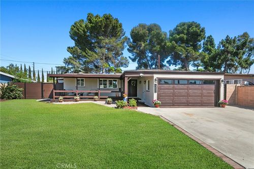 13532 Richardson Way, Westminster, CA, 92683-3212 | Card Image