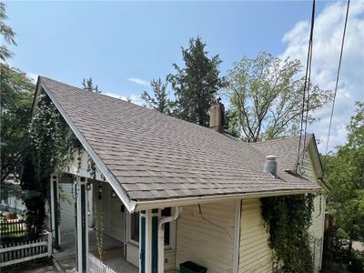 BRAND NEW ROOF!!! | Image 3