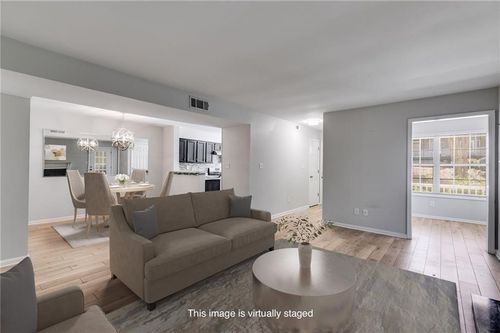 2135 N Forest Trl, Dunwoody, GA, 30338-5833 | Card Image