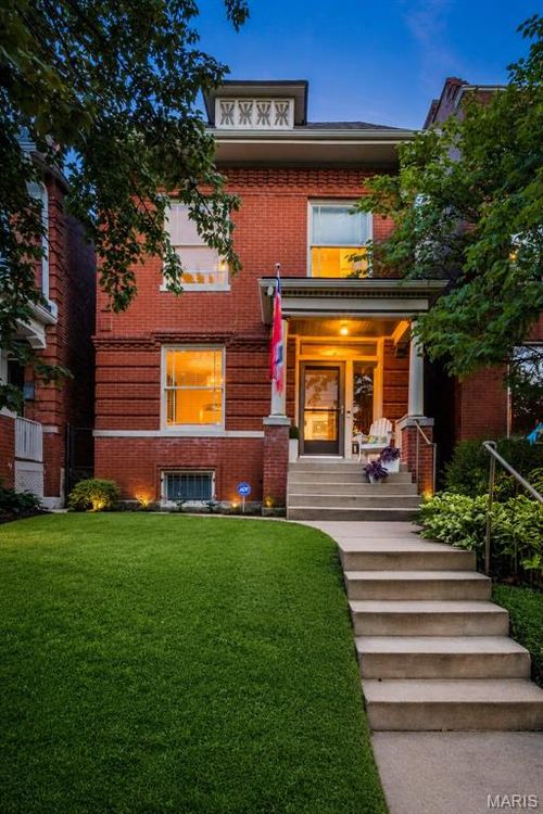 4142 Cleveland Ave, Saint Louis, MO, 63110-3923 | Card Image