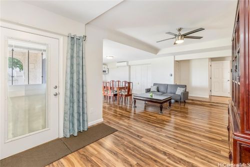 1-4050b Keanu Street, Honolulu, HI, 96816 | Card Image