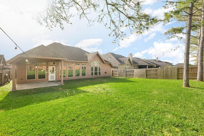 2314 Laurel Loch Ln, House other with 4 bedrooms, 2 bathrooms and 2 parking in Pearland TX | Image 36