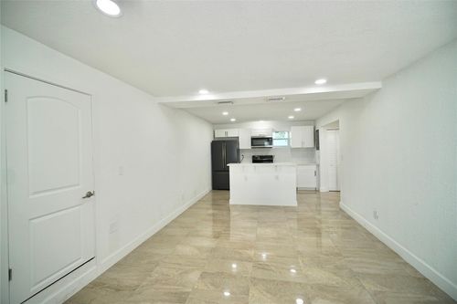 2205 A E Isaacs Ave, WEST PALM BEACH, FL, 33407-5813 | Card Image