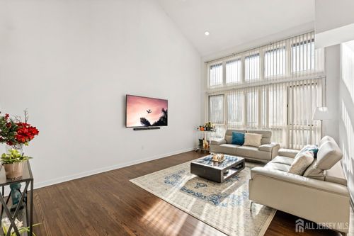 403 Willowbrook Dr, North Brunswick, NJ, 08902-1240 | Card Image