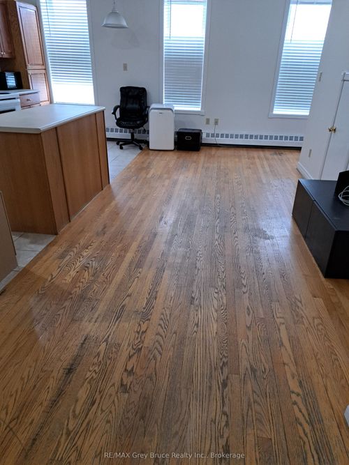 44 Sykes St N, Meaford, ON, N4L1V9 | Card Image