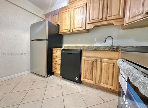 1032-8650 Sw 67th Ave, Pinecrest, FL, 33156-1119 | Card Image