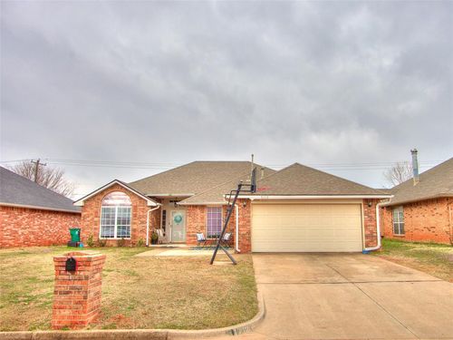 11712 Sw 7th St, Yukon, OK, 73099-6720 | Card Image