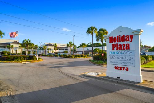 121122206207208-12273 Emerald Coast Pkwy, Miramar Beach, FL, 32550 | Card Image