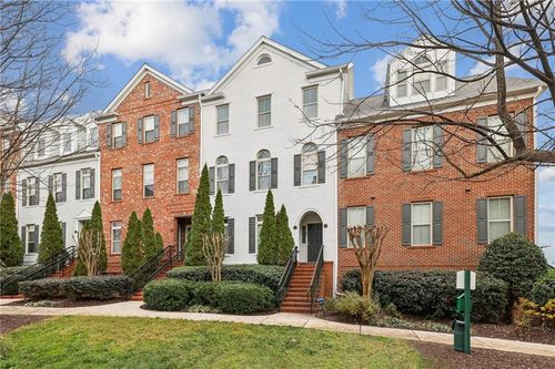 305 Le Gran Bnd, Sandy Springs, GA, 30328-6236 | Card Image