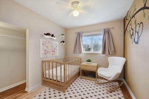 860 Olive St, Hoffman Estates, IL, 60169-1629 | Card Image