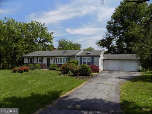 3168 Middle Creek Rd, GILBERTSVILLE, PA, 19525-9465 | Card Image