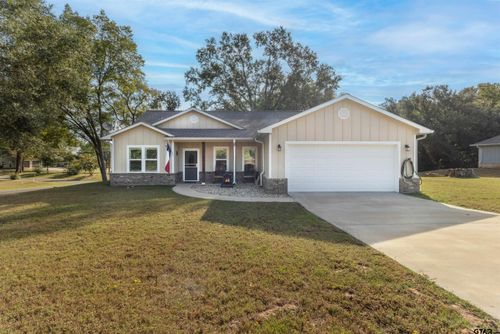 102 Elm St, Winona, TX, 75792-4916 | Card Image