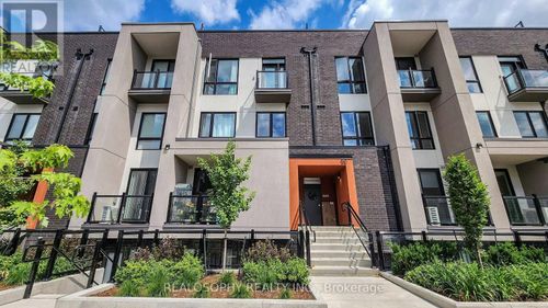 14-10 Marquette Avenue, Toronto (Englemount-Lawrence), ON, M6A1X9 | Card Image
