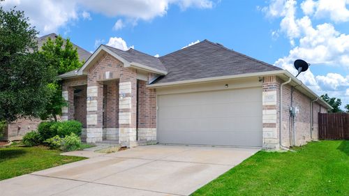 1508 Mockingbird Dr, Aubrey, TX, 76227-3503 | Card Image