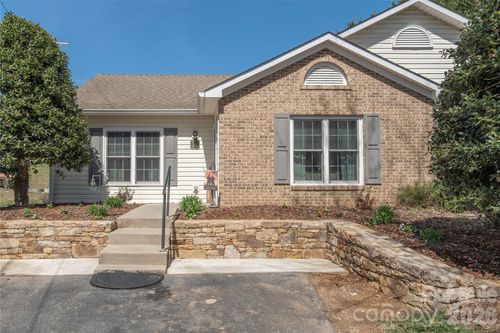 a-11 Pearl St, Black Mountain, NC, 28711-8441 | Card Image