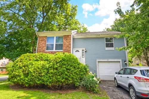 401 Fernwood Drive, Westmont, IL, 60559 | Card Image