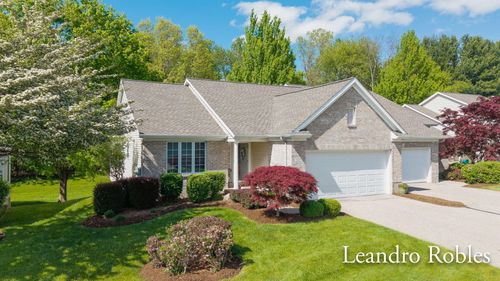 27-2027 Krislin Dr Ne, Grand Rapids, MI, 49505-7161 | Card Image