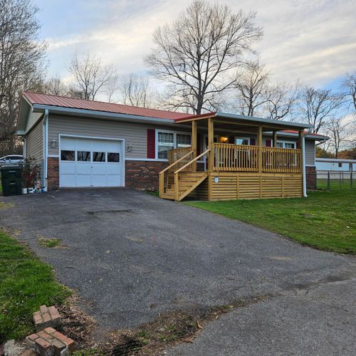 135 Lewis St, Corbin, KY, 40701-4509 | Card Image
