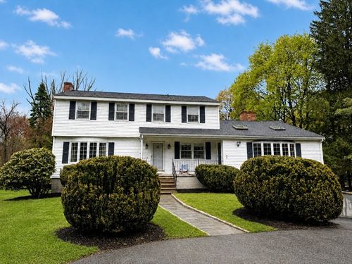 307 Glen Rd, Weston, MA, 02493-2268 | Card Image