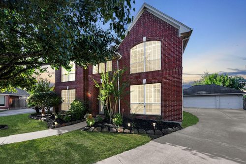 9527 Tarrant Ct, Houston, TX, 77064-7444 | Card Image