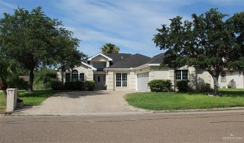 2301 Lazy Lake Dr, Harlingen, TX, 78550-7823 | Card Image
