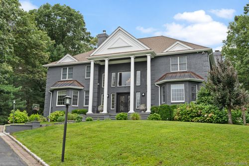 20 Stonewall Cir, West Harrison, NY, 10604-1117 | Card Image